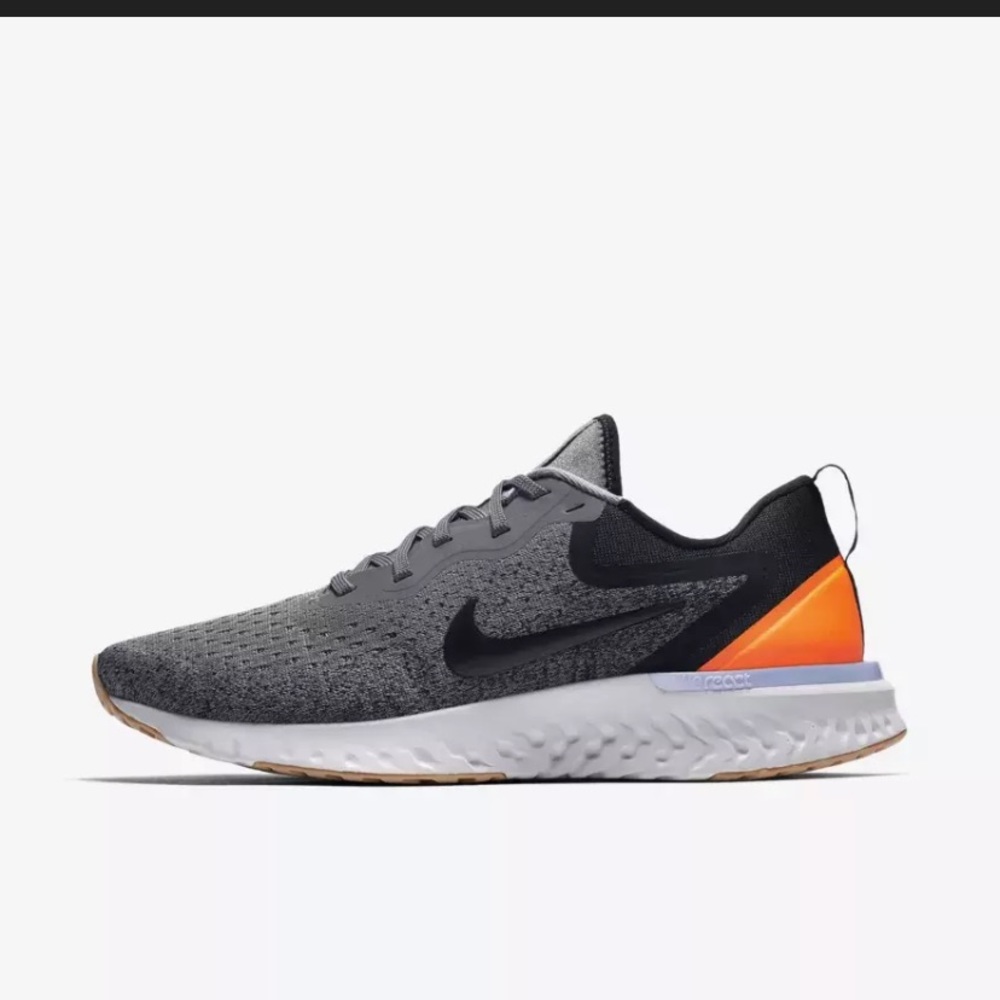 Women’s Nike odyssey react size 7